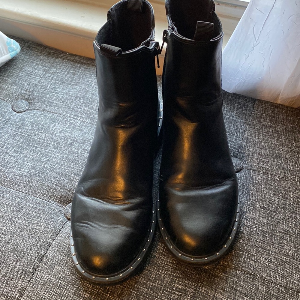 Zara Chelsea boot
